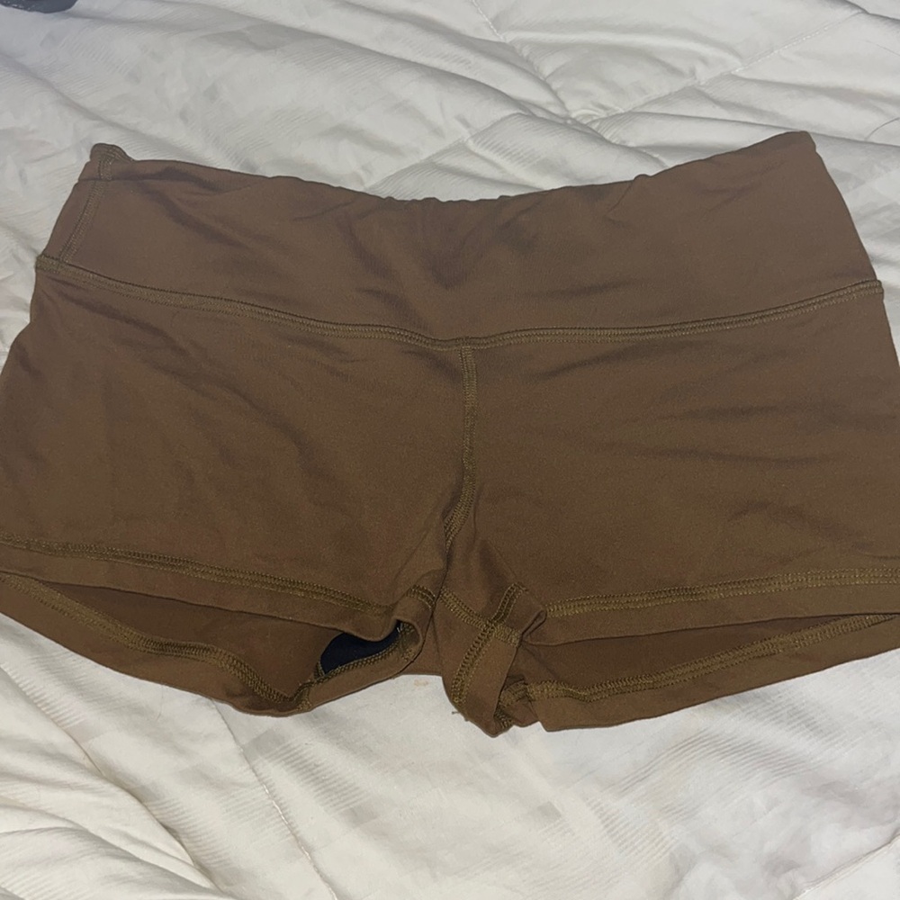 FLEO athletic shorts